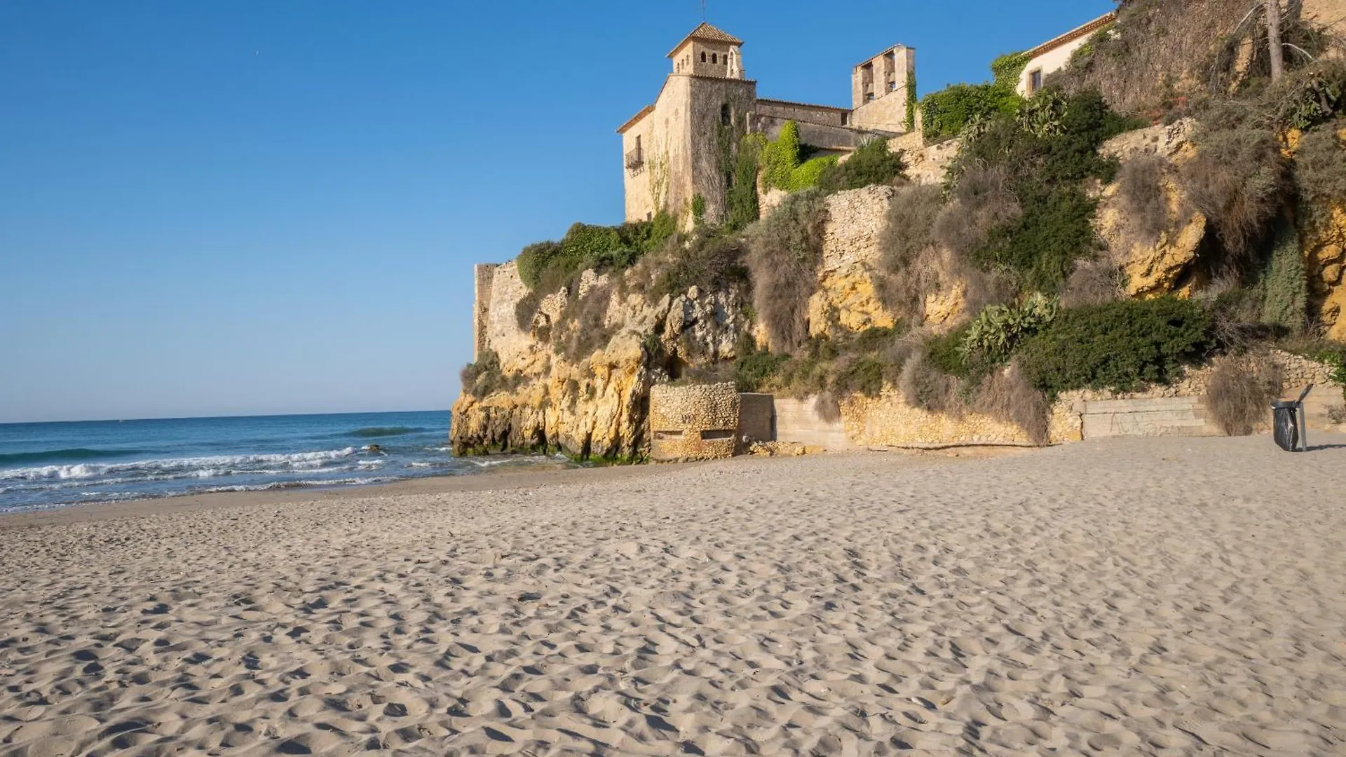 Mediterranean Way - Guest House Tarragona 0*,  Spain